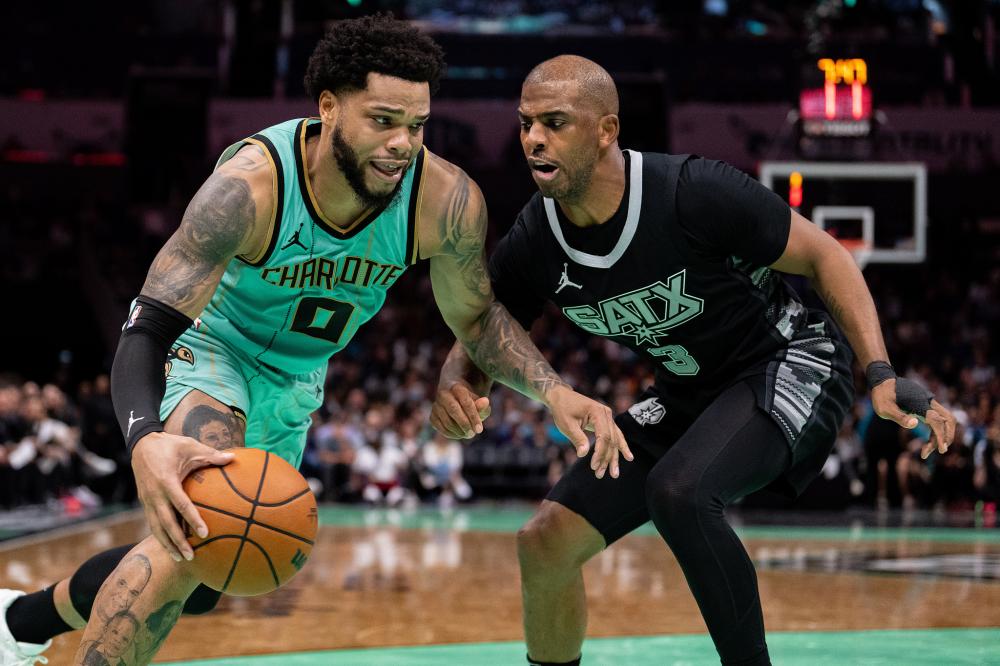 保持优势的 保持优势的