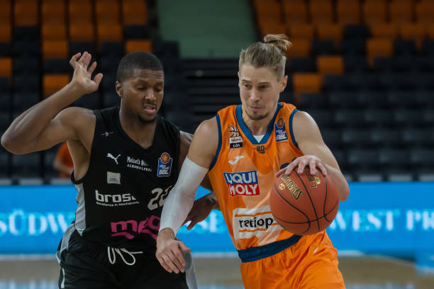 与世界杯相 与世界杯相